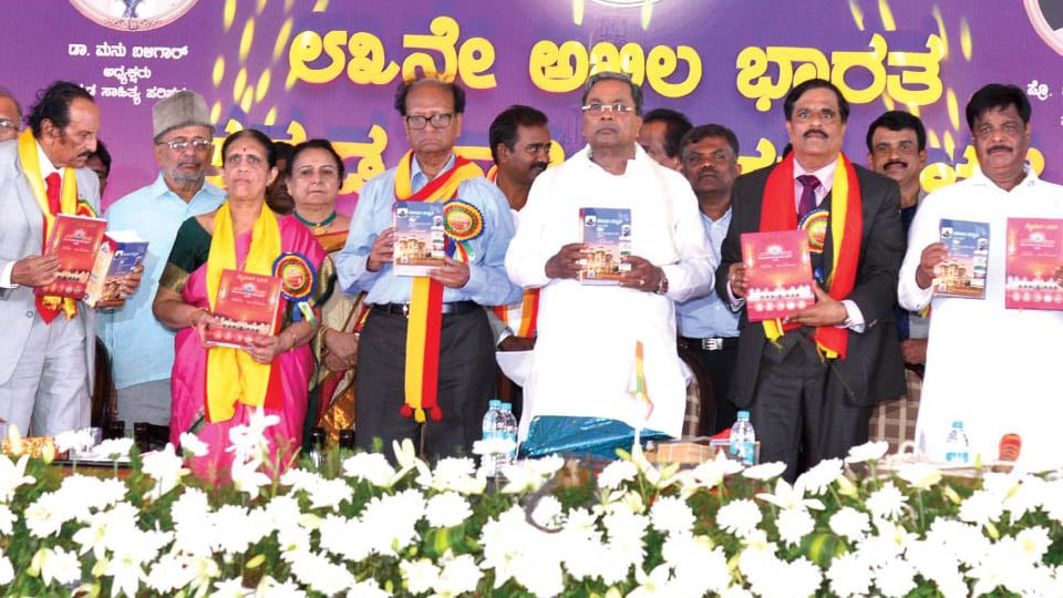 CM says he is committed to Kannada development