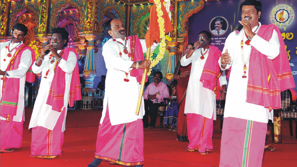 Cultural events regale Kannada Sammelana audience
