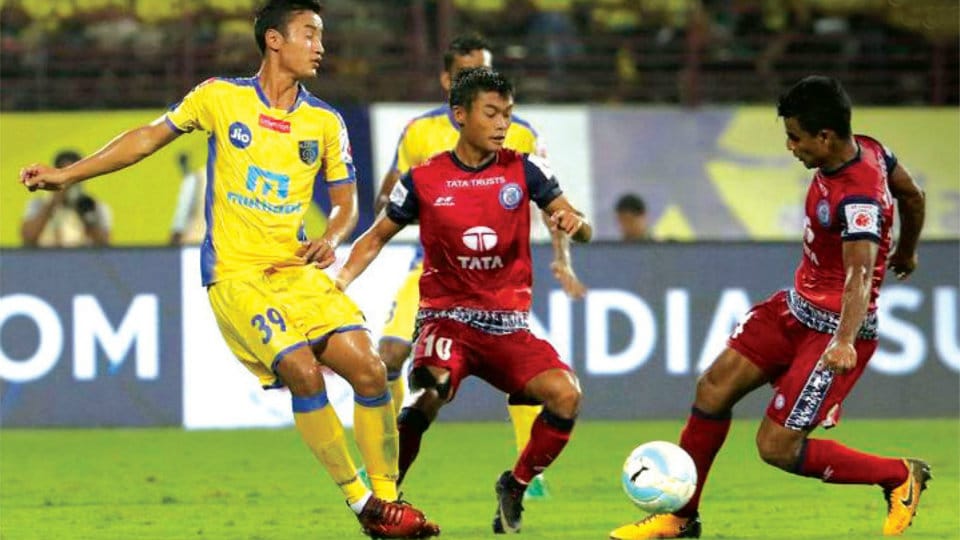 Indian Super League 2017: Kerala FC, Jamshedpur FC settle for a goalless draw