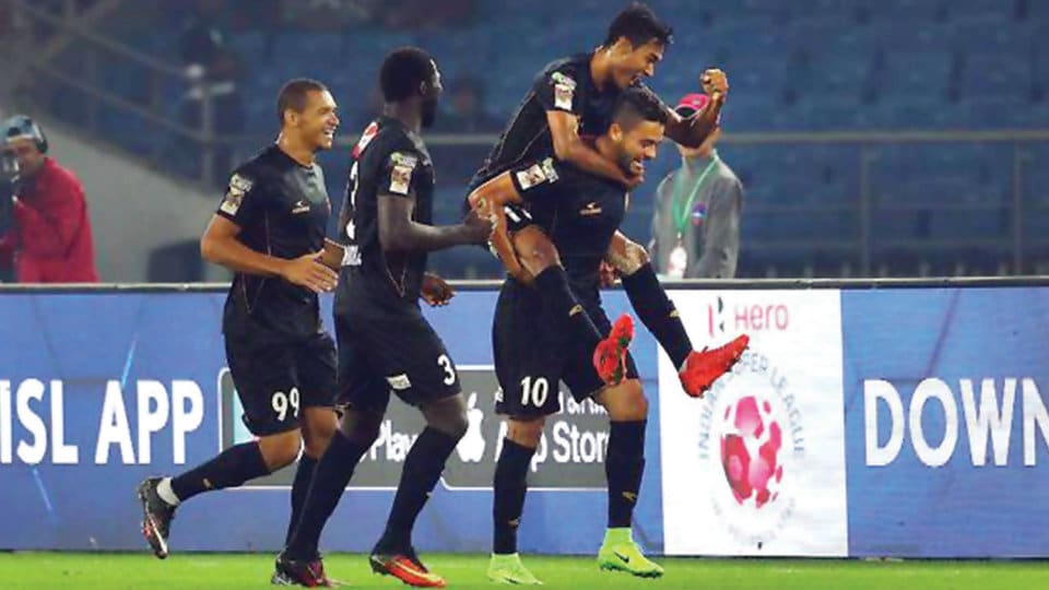 North East United FC beats Delhi Dynamos 2-0 for first win