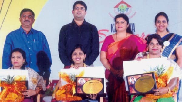 ‘Kautilya Ratna’ Award presented to teachers - Star of Mysore