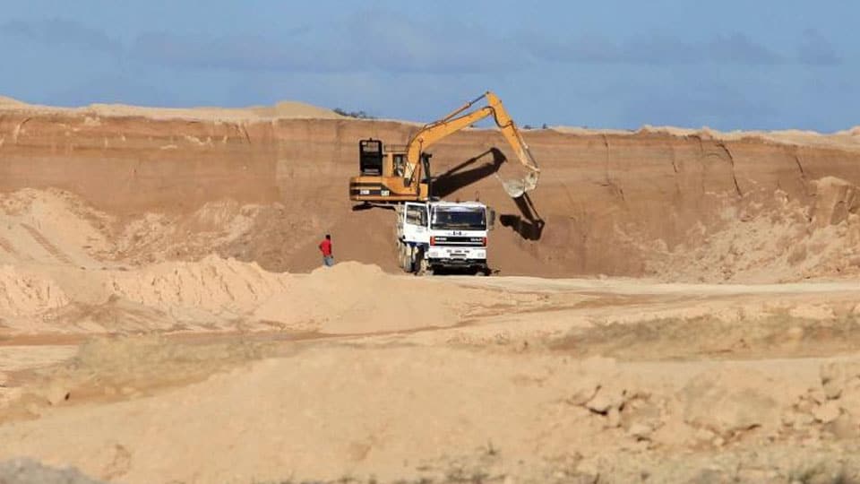 MSIL to distribute sand from Malaysia to ease shortage