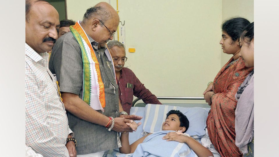 Transport Minister enquires health of boy who lost both legs in mishap