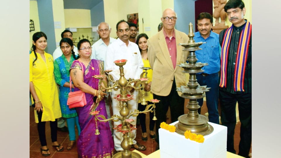 ‘Lamp expo reflects continuity of Indian heritage, culture’