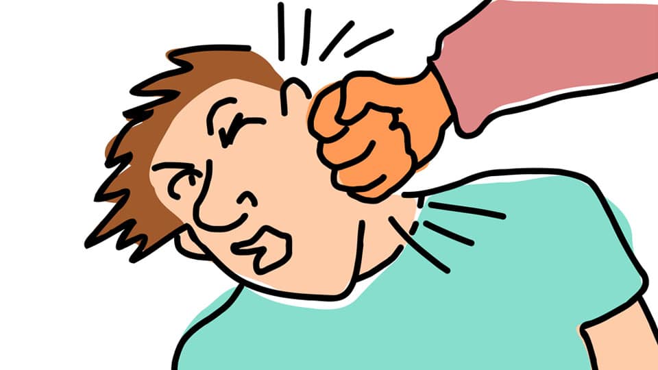Man assaulted for asking change for Rs.2,000