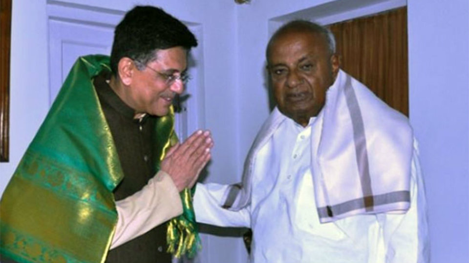 Piyush Goyal-H.D. Deve Gowda meeting raises speculations on BJP-JD(S) tie up