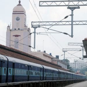Kaveri Express arrival announcement delayed