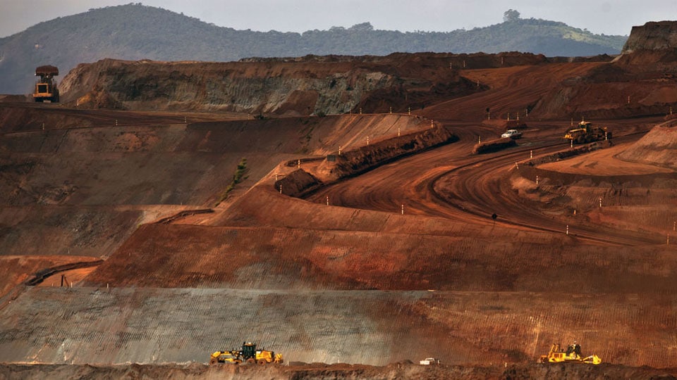 Ahead of polls, State hands over illegal iron ore export cases to SIT