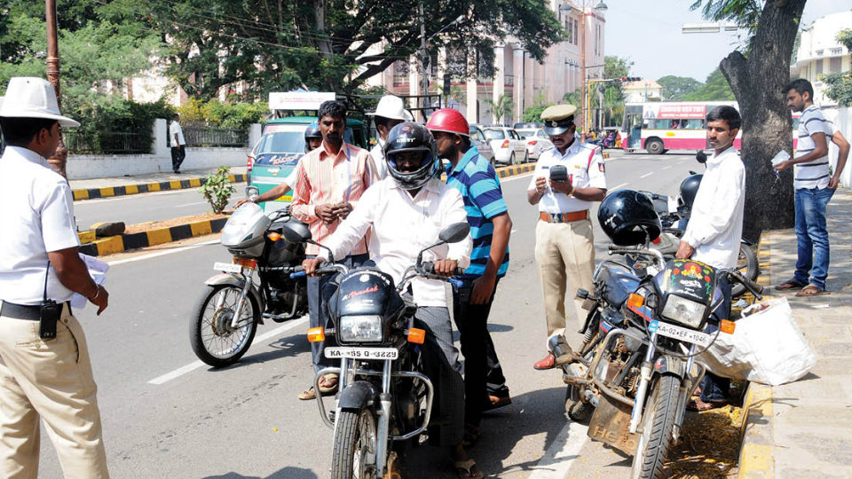 Mysuru Police to crack down on non-ISI helmets from Feb. 1