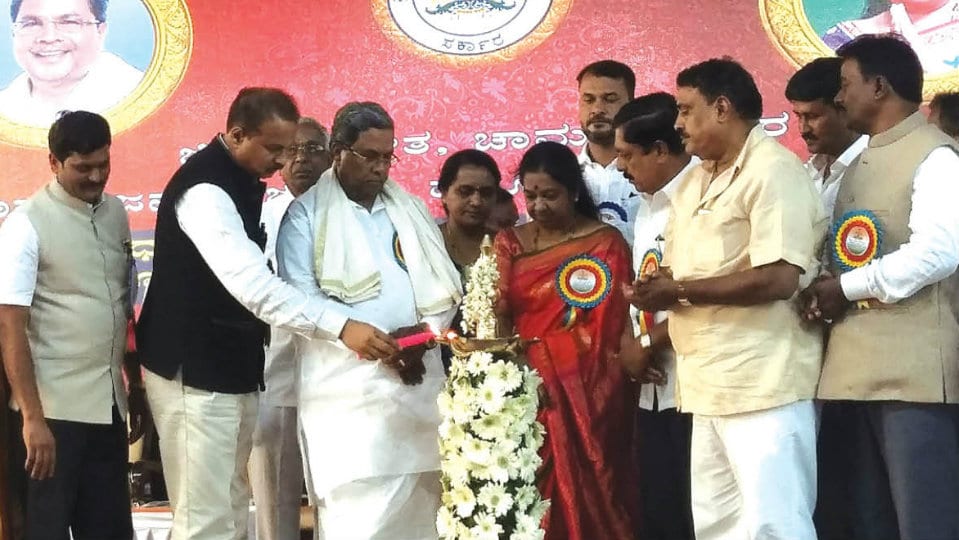CM Siddharamaiah announces taluk status for Hanur
