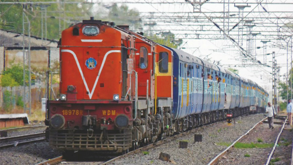 Family travels 1,950 km to Mysuru from Ujjain standing in train