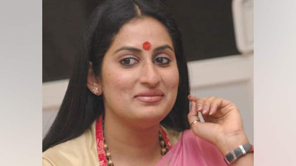 Actress Roopa Iyer to contest from K.R. Constituency on KPJP ticket