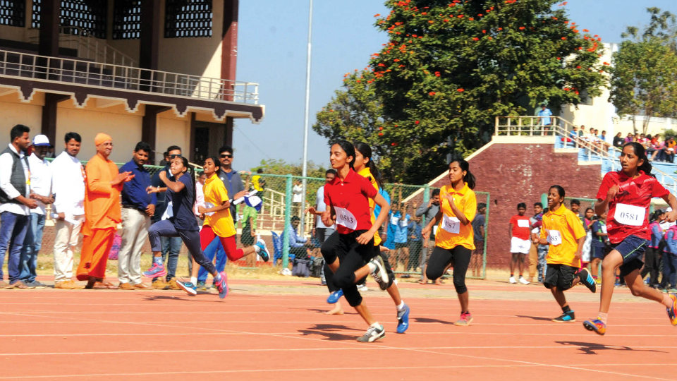 Hundreds take part in trial run for Summer Olympics
