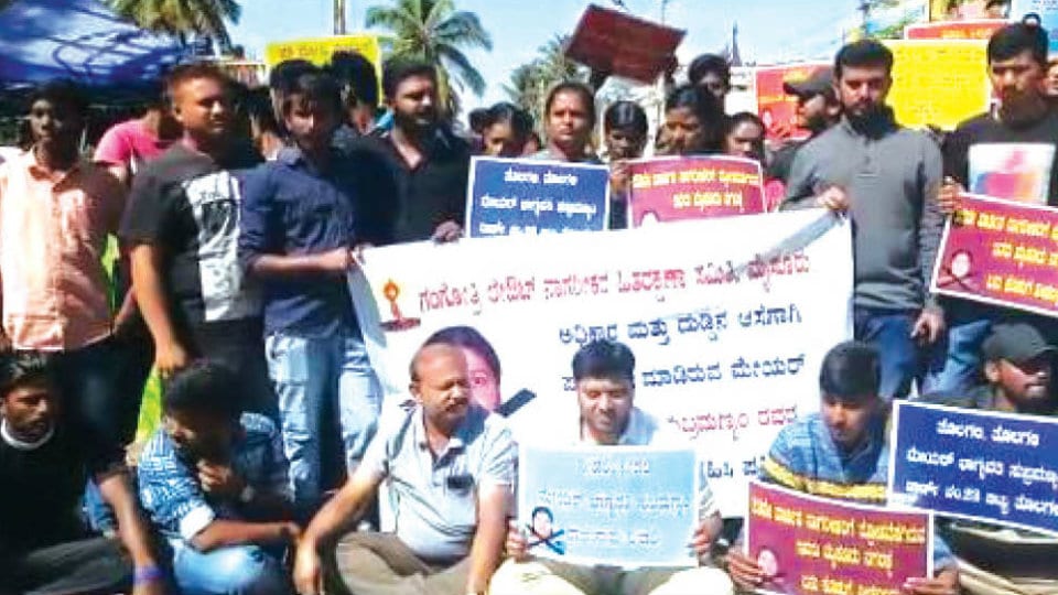 Party-jumping: Residents seek resignation of Mayor Bhagyavathi