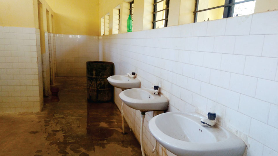 Pathetic condition of public toilets at Chamundi Vihar Stadium