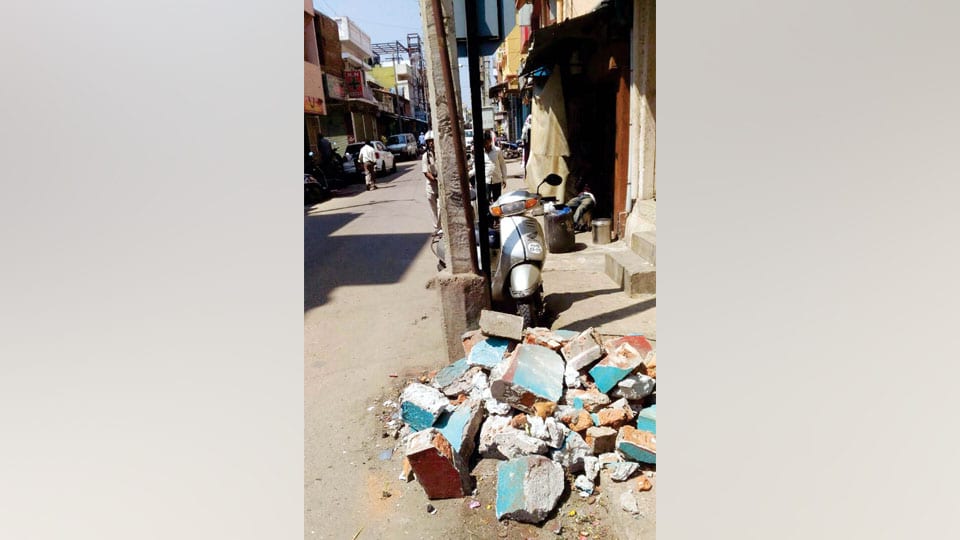 Plea to clear construction debris on Ashoka Road