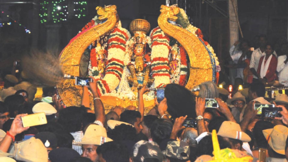 Vyramudi Utsava celebrated on a grand scale in Melukote
