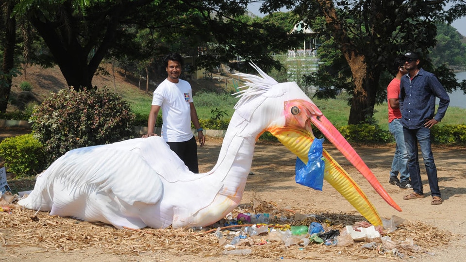 Massive cleaning of Kukkarahalli Lake 1.5 truckloads of garbage collected in three hours