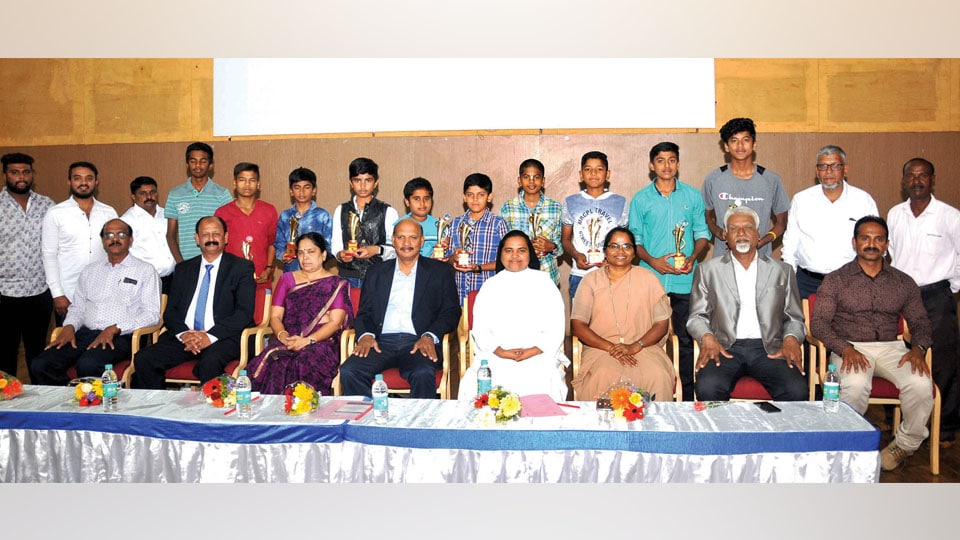 Teresian Cricket Academy felicitates achievers