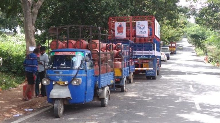Domestic LPG cylinder gets costlier by Rs. 60 - Star of Mysore