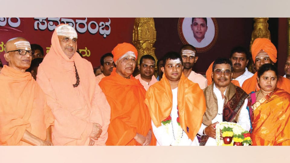 Prof. Shashikumar anointed successor of Sridegula Mutt
