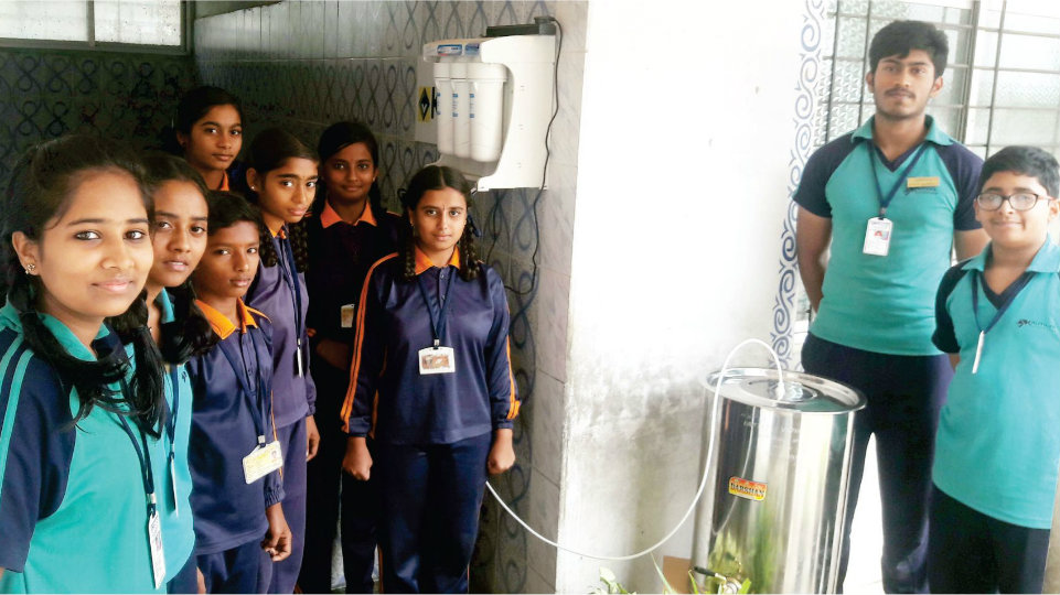 Kautilya student-entrepreneurs donate ‘Vanijya Vihar’ proceeds to rural school