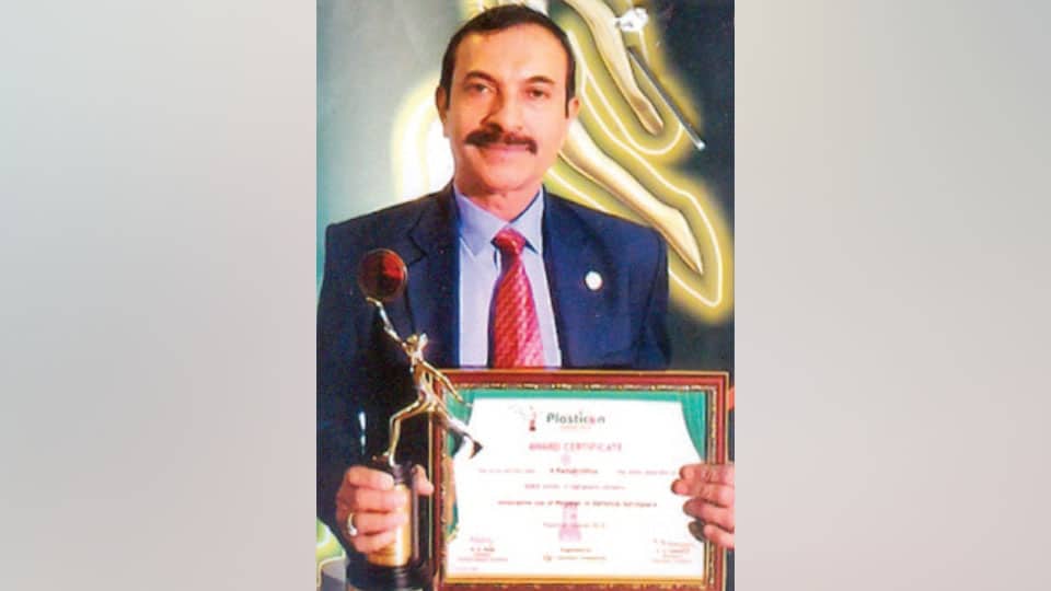 Intl. Plasticon Award for DFRL Scientist