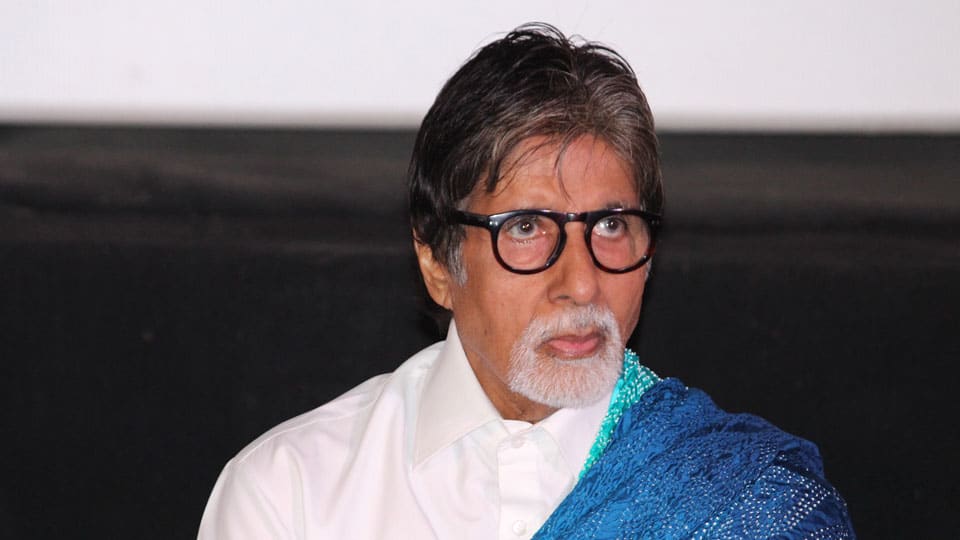 Amitabh Bachchan admitted to hospital, recovering