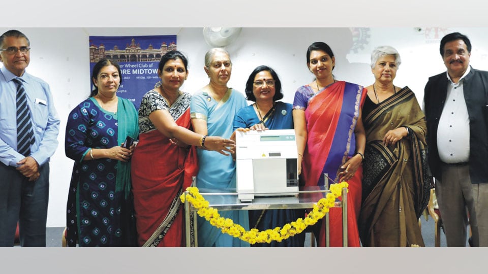 Electrolyte Analyser machine donated to Asha Kirana