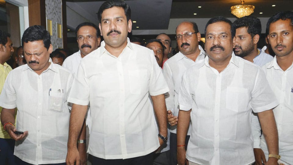 Vijayendra meets Varuna ticket aspirants, party workers