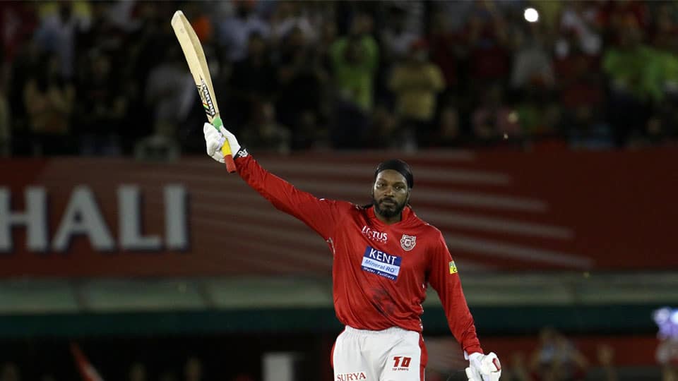 Chris Gayle’s ton helps KXIP to score over SRH