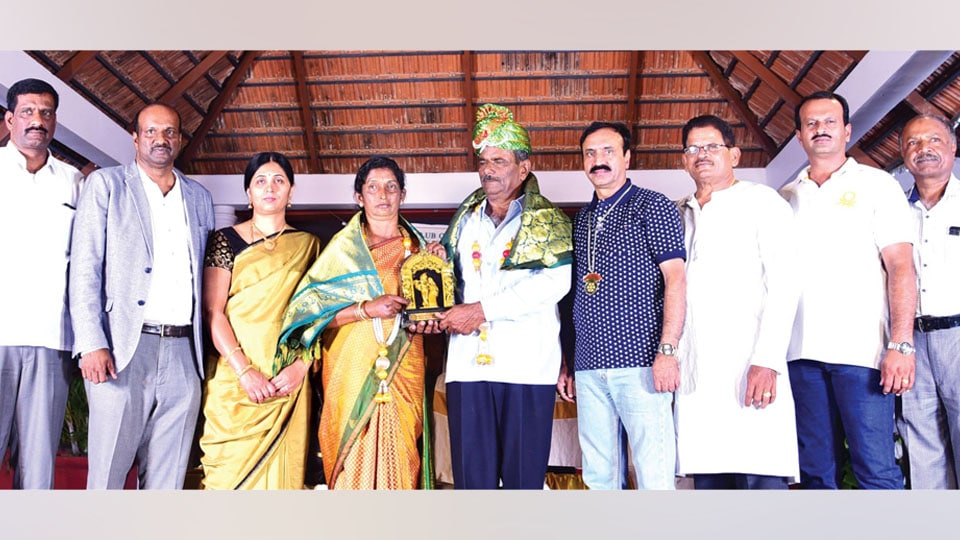 Rotary Brindavan fetes progressive farmers