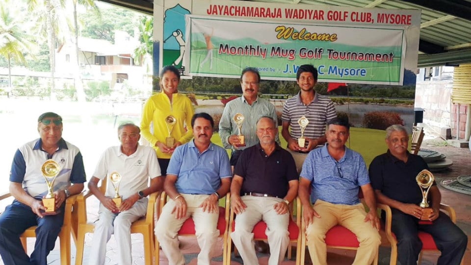 Winners of Monthly Mug Golf Tournament