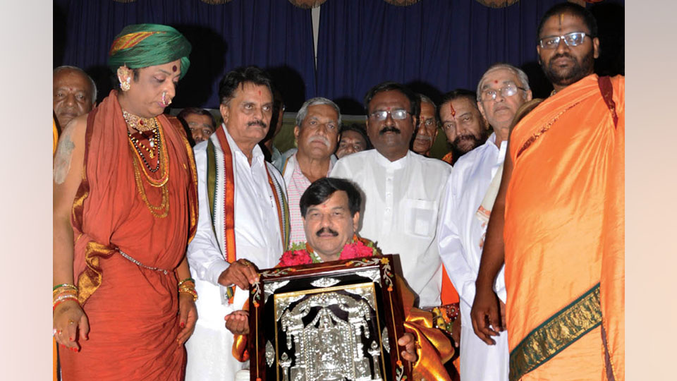 Brahmana Sanghas felicitate MLA Ramdas