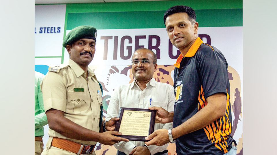 Wildlife Service Award presented to Forest guard