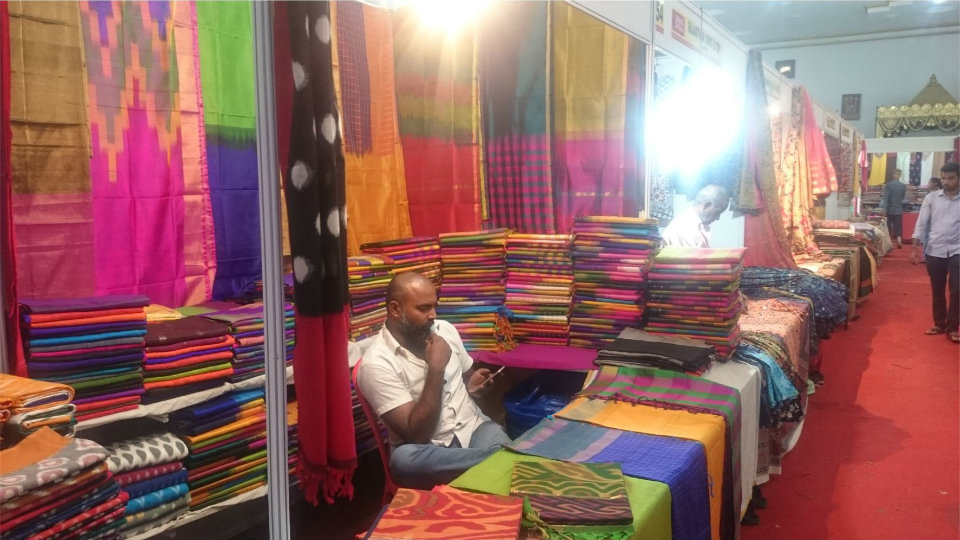 Cotton and Silk Fab expo begins in Mysuru - Star of Mysore