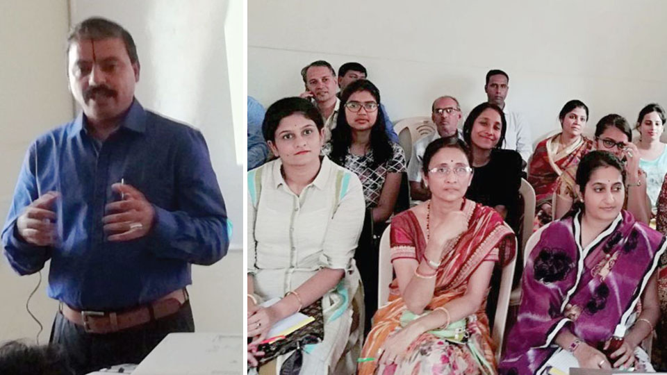 Guasa Therapy training held at Jain Chikitsalay