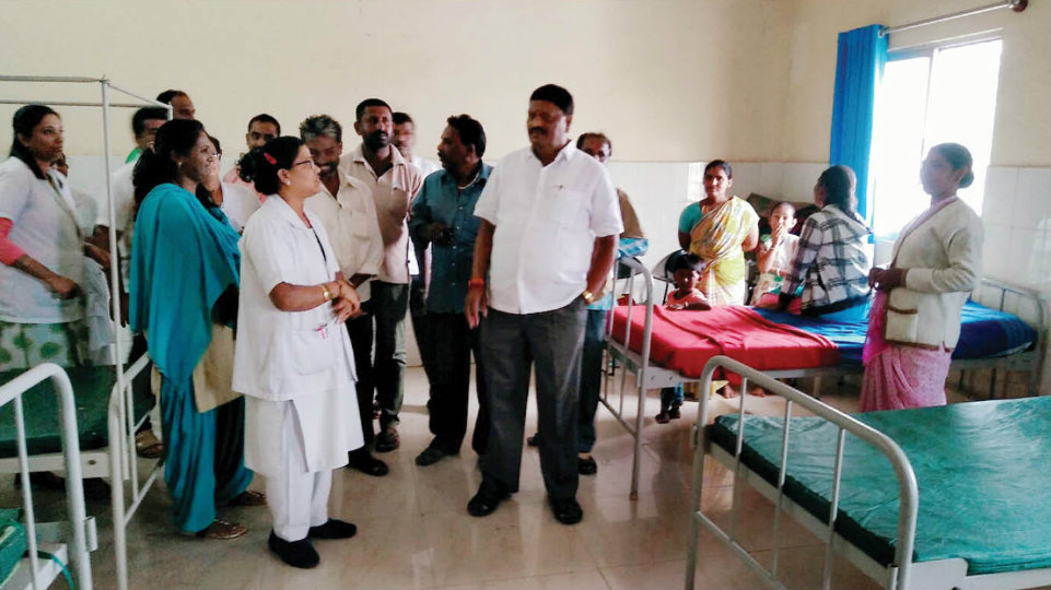 MLA pays surprise visit to Periyapatna Hospital