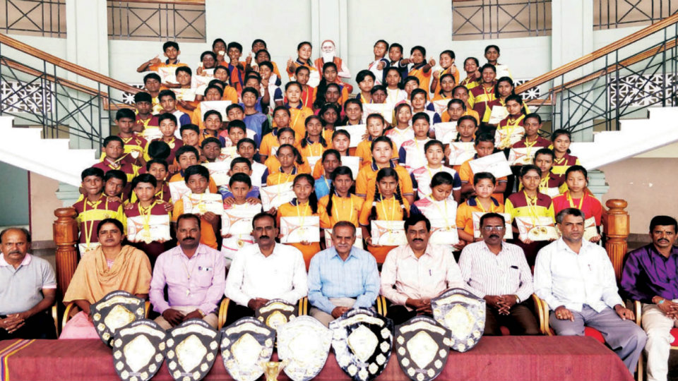 Bilikere Hobli-level Sports Meet: Suttur JSS School bags Overall Championship