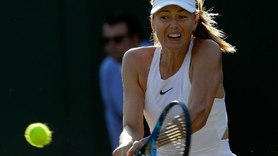 Shoulder injury rules Sharapova out of Roland Garros