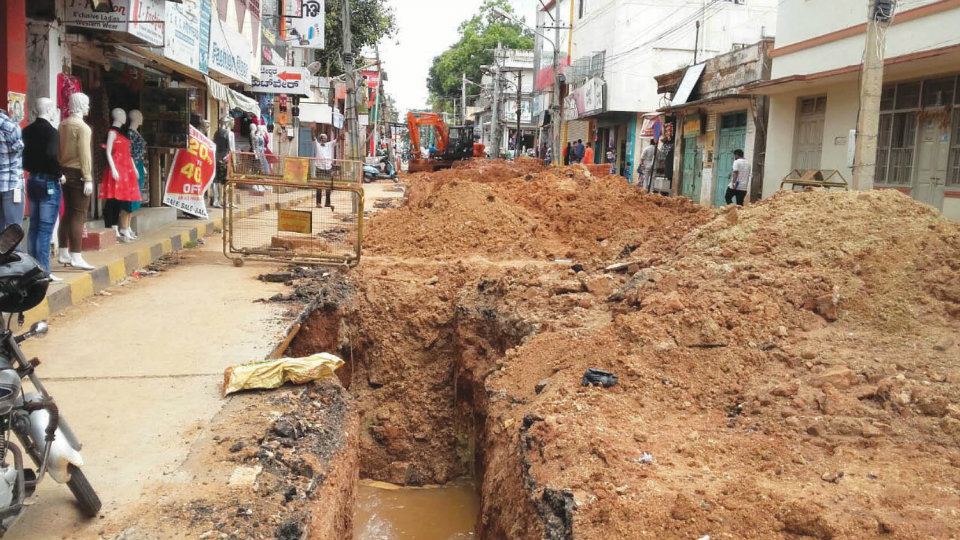 Drainage works on N.S. Road to be completed in 4 days