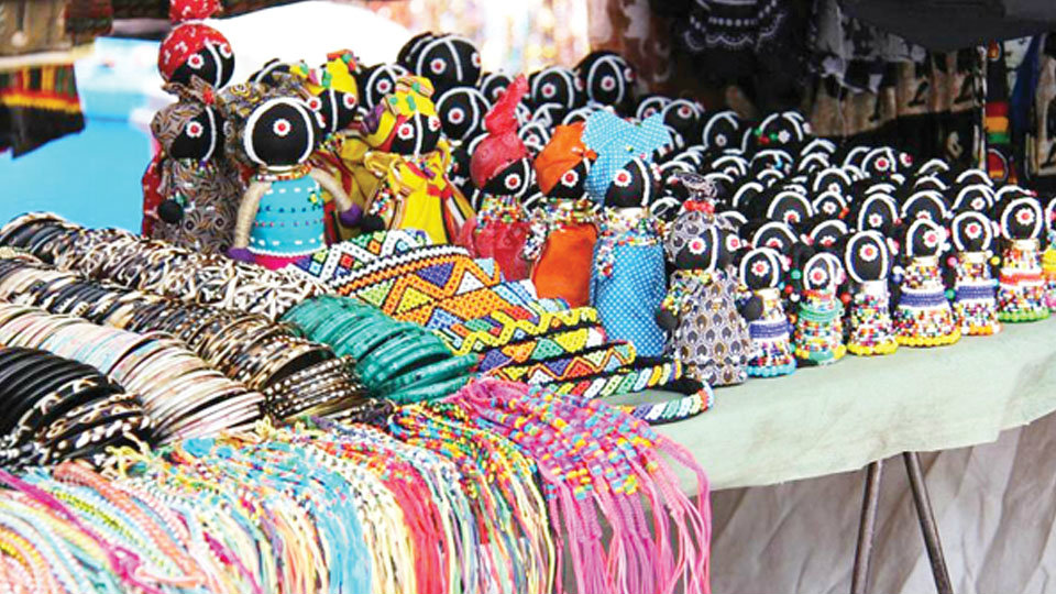 Gujarat Handicrafts Utsav at JSS Urban Haat