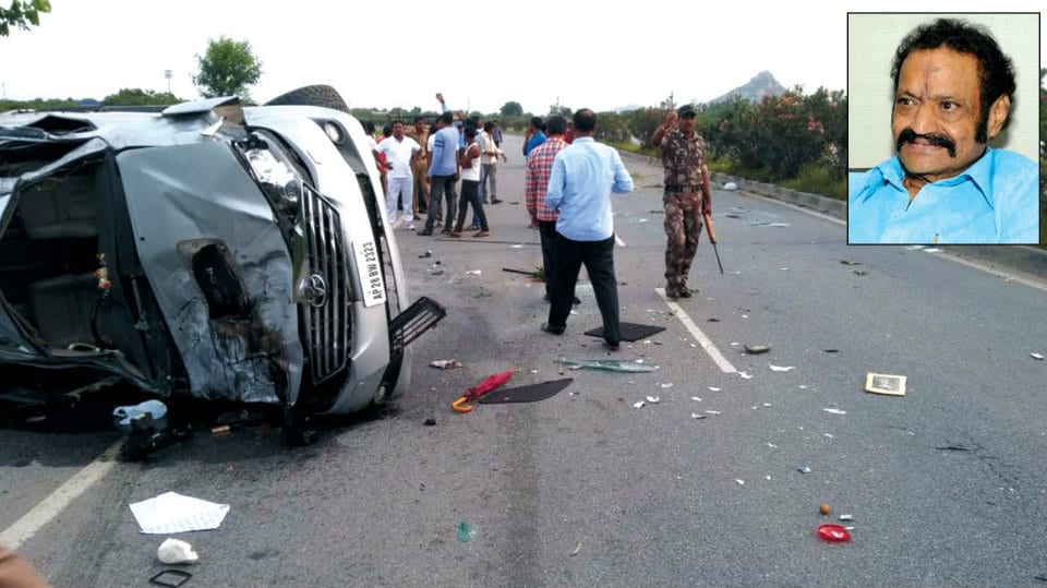 Ex-AP CM NTR’s son Nandamuri Harikrishna dies in accident