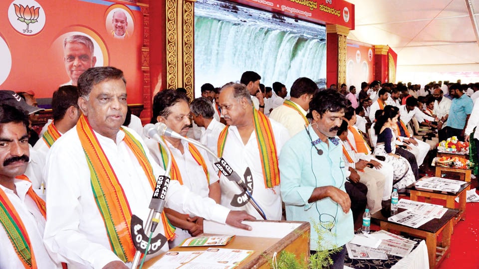 Siddu took nature therapy to recover from poll debacle: V. Sreenivasa Prasad