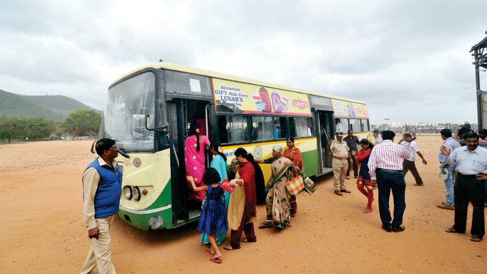 Third Ashada Shukravara & Chamundeshwari Vardhanti: Free bus facility from Lalitha Mahal Helipad to end at 8 pm