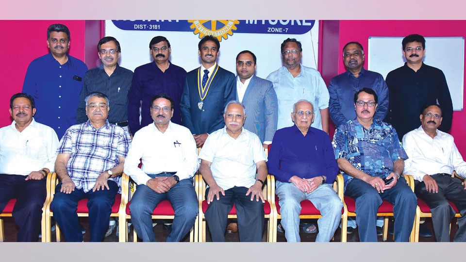 Rotary Mysore honours Senior Rotarians