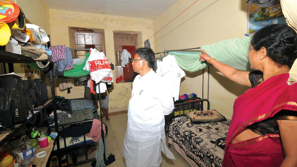 Pervert trouble at K.R. Hospital, Cheluvamba Nursing Hostel: MLC Ugrappa shocked at appalling conditions of Nursing Hostel