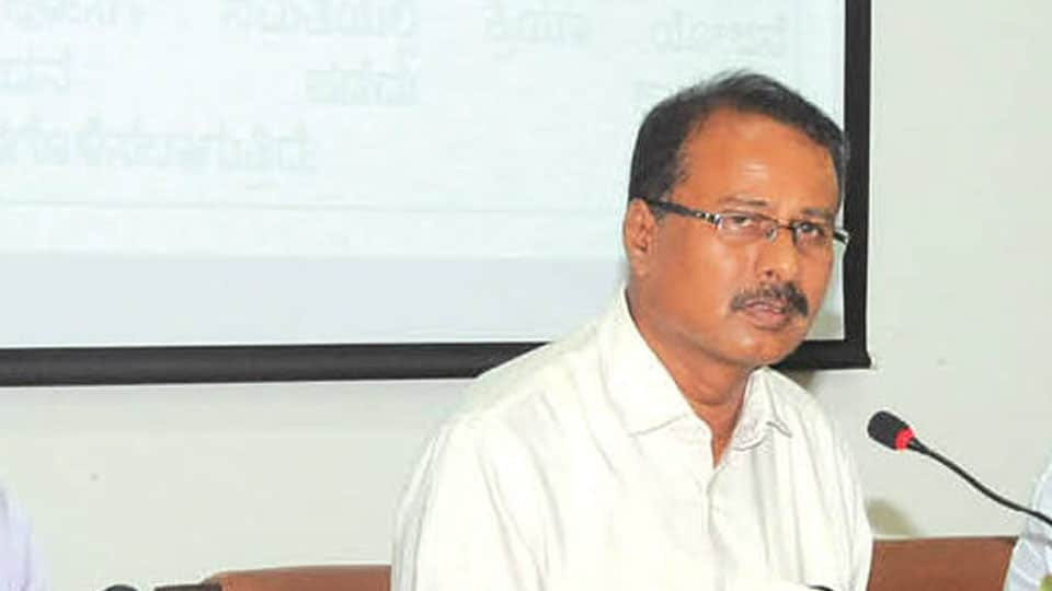 Fill up permanent lecturers’ post in Universities: MP Dhruvanarayan