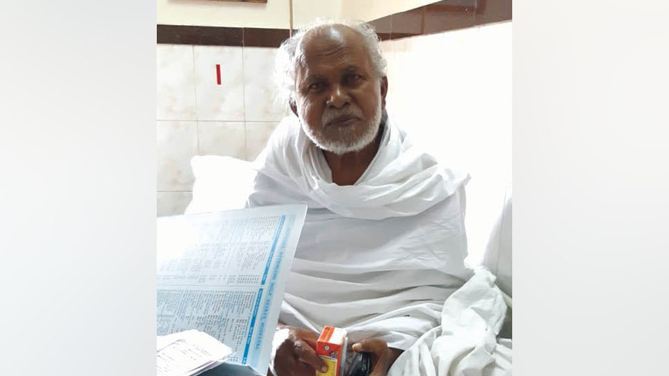 Haj pilgrim from Mysuru falls ill in flight