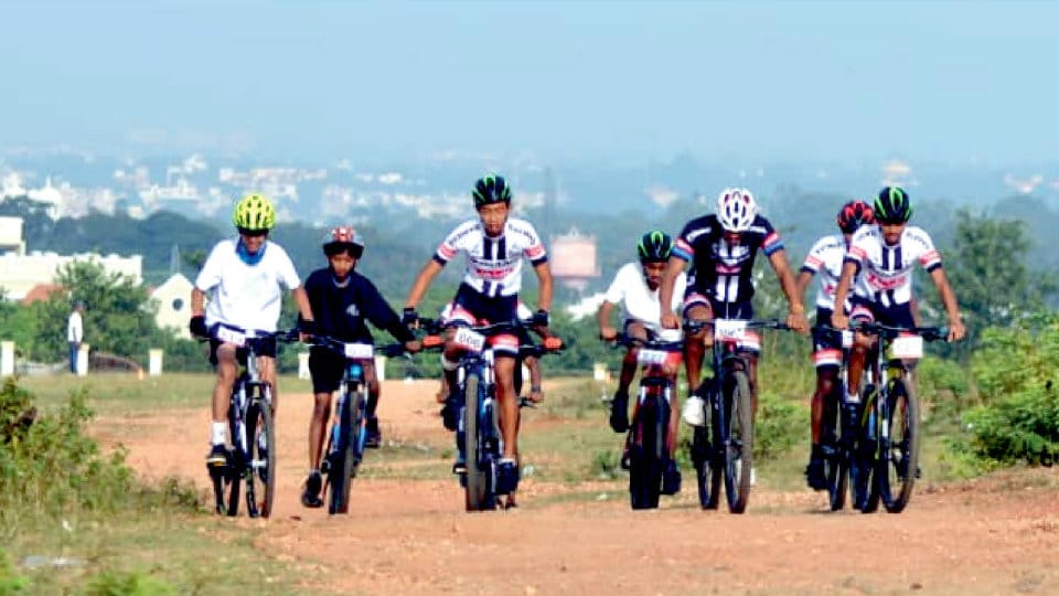 National Cycling Contest in city on Jan. 20
